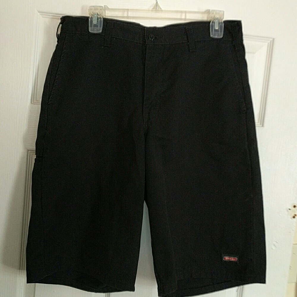 Black Dickies shorts